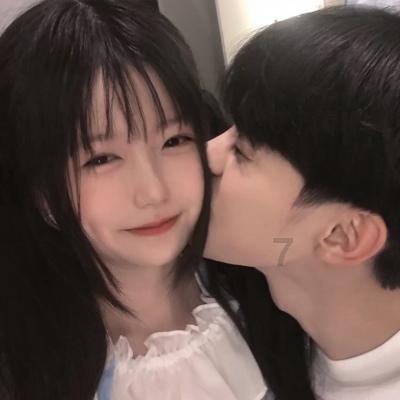 五彩几何塔